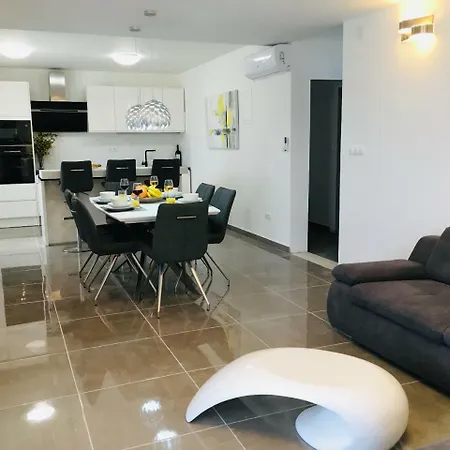 Hvar Lux Apartmán Basina