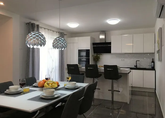 Lägenhet Hvar Lux Basina